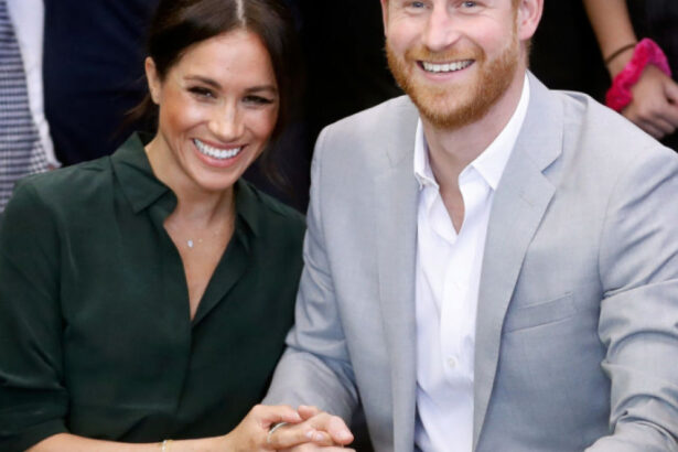 printul harry si meghan markle au publicat o imagine rara cu copiii lor pe felicitarea oficiala de craciun 6765a4ed96248