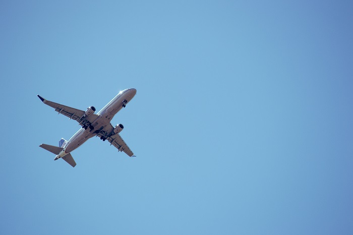 protectia consumatorilor a sanctionat bees airlines srl pentru o cursa charter intarziata 67583e2490120
