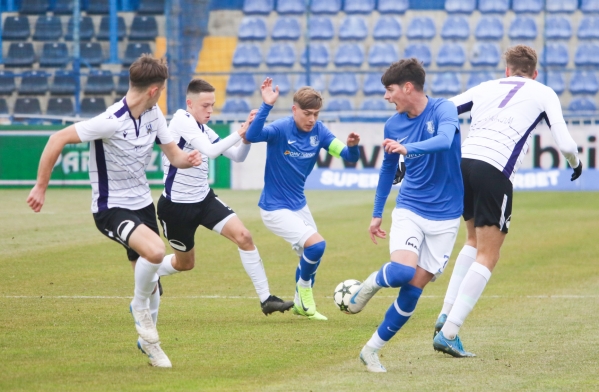 pustii de la farul joaca miercuri la zagreb in uefa youth league 675832d4f2bbe