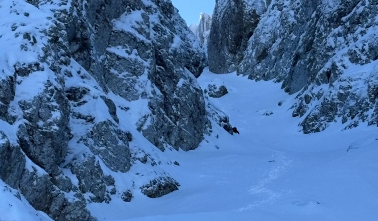 Risc crescut de avalanșă în Munții Bucegi și Făgăraș 1 risc crescut de avalansa in muntii bucegi si fagaras 676c5a547f093