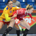 romania incheie participarea la ce de handbal feminin cu un esec in fata poloniei 675afcce02a53