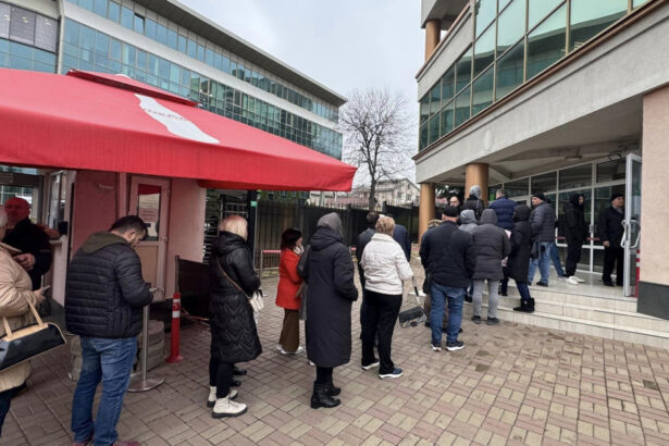 romania ne a ajutat pe noi acum o ajutam si noi pe ea romania se afla in pericol mobilizarea votantilor din republica moldova 674ca61608107