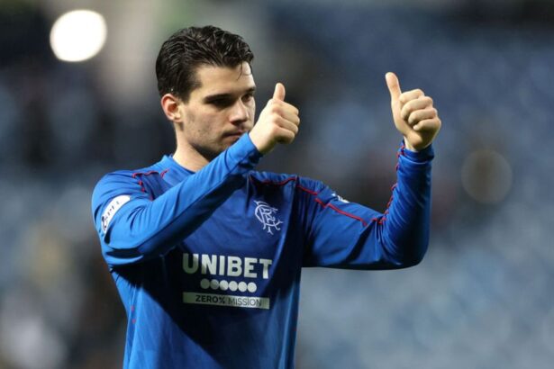 s a intors roata ianis hagi folosit ca argument pentru concedierea lui philippe clement de la rangers explicati voi asta 677067ef15358
