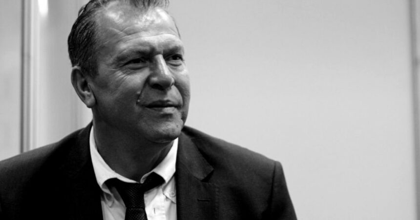 sicriul cu trupul neinsufletit al lui helmuth duckadam a fost depus la sectorul vip al arenei nationale 674f6fc0cca81