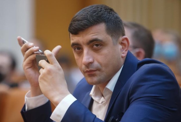 simion aur a rabufnit sa le fie rusine fac apel la toti romanii sa nu cada prada violentei abuzul este incredibil 6752ff94a0f44
