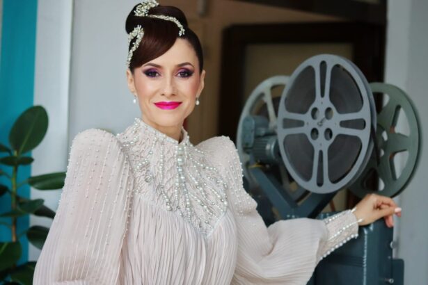 surpriza iulianei tudor dupa 25 de ani de munca in televiziunea romana e o borna care ma onoreaza si ma obliga la performanta la decenta 675c3acbbadbe