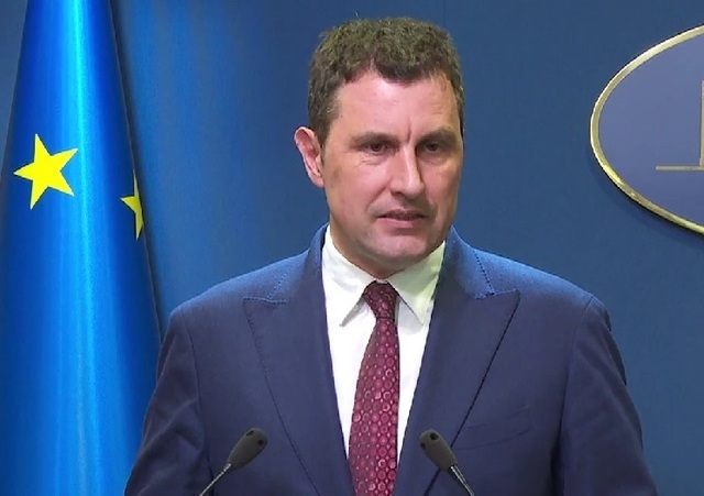 tanczos barna despre ordonanta trenulet o reasezare corecta ferma in detrimentul statului obez este primul pas catre formarea unui stat suplu in slujba cetatenilor anul urmator este un an la sol 6772b1286d3a2