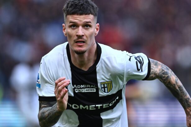 transfer pentru dennis man anuntul facut de ioan becali 6772f9572b91f