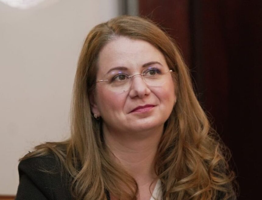 trei dintr o lovitura amazoanele infiltrate de iohannis in pnl au ratat intrarea in parlament constanteanca ligia deca printre ele 674ddd7893e84