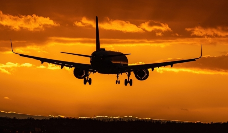 Un avion cu 181 de persoane la bord s-a prăbușit la aterizare pe aeroportul din Muan, Coreea de Sud, provocând peste 150 de morți. 1 un avion cu 181 de persoane la bord s a prabusit la aterizarea pe aeroportul din muan in coreea de sud peste 150 de morti 677113917517a