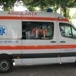 un barbat s a accidentat dupa ce a studiat ustensile de bucatarie dintr un magazin iar apoi si a scapat cutitul pe picior 675b06374492f
