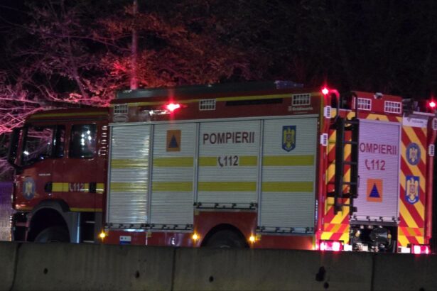 un incendiu a izbucnit la o baraca in medgidia in spatele scolii generale nr 2 6761bb0bab1d8