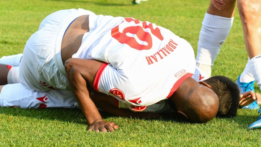 verdictul medicilor dupa accidentarea lui hakim abdallah cand revine pe gazon atacantul lui dinamo 6752e16ab95d1