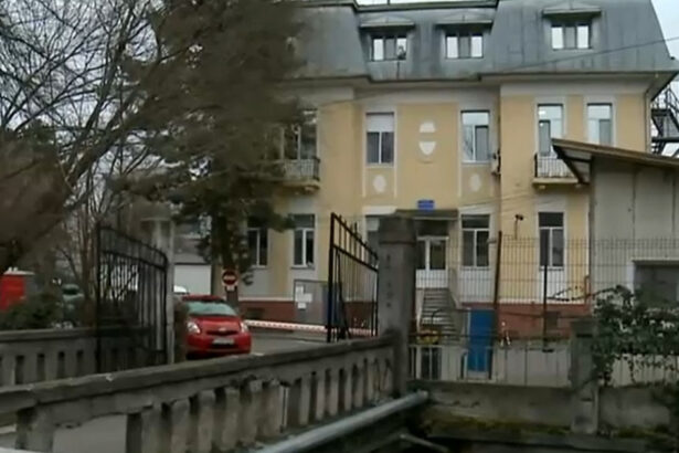 video ancheta la spitalul de copii din cluj napoca dupa ce mama unui bebelus a distribuit online imagini cu gandaci si mizerie in saloane 67600da5e6dec