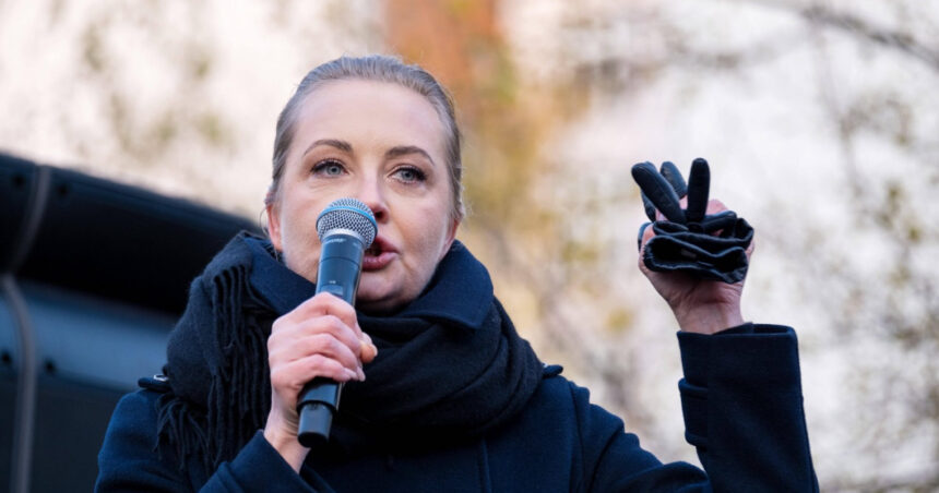 Ce le-a cerut Iulia Navalnaia susținătorilor săi. „Nu l-am uitat pe Alexei și ideile lui” 1 video ce le a cerut iulia navalnaia sustinatorilor sai nu l am uitat pe alexei si ideile lui 6752b1b520d6f