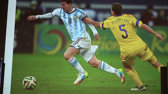 video exclusiv bourceanu alaturi de micii tricolori care invata fotbal in londra ce le a spus despre intalnirea cu messi 676f19fbbbc99