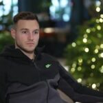 video exclusiv dinamovistul dennis politic laude pentru rivalul de la fcsb merita sa fie fotbalistul anului in liga 1 676da1bd819ce
