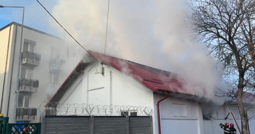 video incendiu izbucnit la magazia liceului tudor vladimirescu din craiova 6772b09e3f7a8