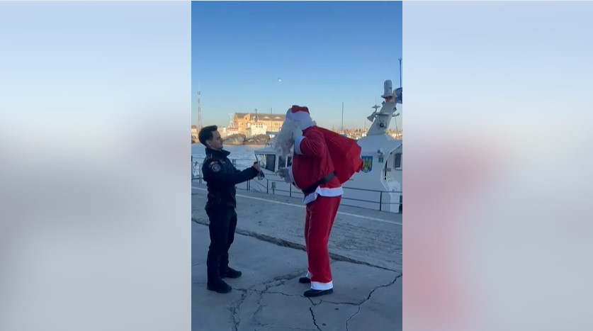 Moș Crăciun a intrat oficial în România! Anunțul făcut de Garda de Coastă 1 video mos craciun a intrat oficial in romania anuntul facut de garda de coasta 676462adaefc1