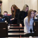 video noii deputati s au ratacit pe holurile parlamentului multi dintre ei nu stiu nici diferenta dintre tipurile de lege 6763eb9c858e1