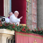 video papa francisc a dat binecuvantarea urbi et orbi mesajul suveranului pontif pentru ucraina 676c073e3164a