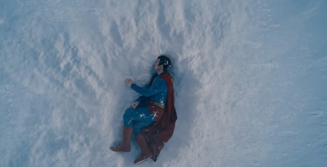 video primele imagini din noul film cu superman 6765acc9b29f1