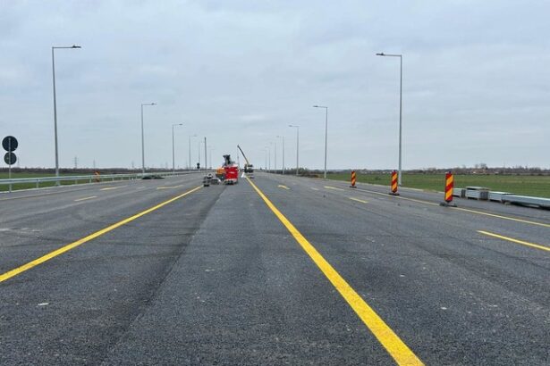 video simulare de circulatie pe tronsonul de autostrada pe care constructorii chinezi il vor deschide in urmatoarele ore 67516e807612e