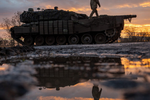 video ucraina se confrunta cu o criza acuta de combatanti cei nou veniti sunt batrani alcoolici sau bolnavi s a ajuns la un nivel critic 6766af357141f