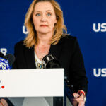 USR refuză să participe la negocierile de la ora 18 pentru formarea noului guvern. Motivele invocate de Elena Lasconi. 2 video usr refuza sa participe la negocierile de la ora 18 pentru formarea noului guvern motivele invocate de elena lasconi 676056f7abfaa