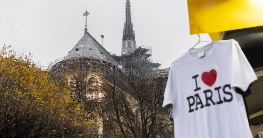 Cum a renăscut Notre Dame, catedrala simbol a Franței 1 videofoto cum a renascut notre dame catedrala simbol a frantei 6753d7be1c7bc