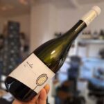vinul zilei un cupaj alb savuros disponibil in editie limitata obtinut din feteasca alba feteasca regala si feteasca neagra creat in transilvania de darius pripon 675d2fc442bd0