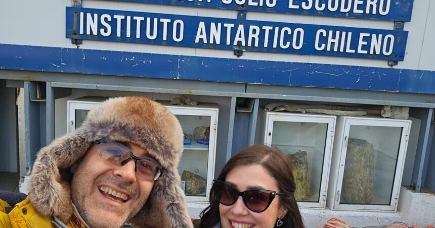 Violonista Diana Jipa și pianistul Ștefan Doniga sunt primii muzicieni români din istorie care au concertat în Antarctica. 1 violonista diana jipa si pianistul stefan doniga au devenit primii muzicieni romani din istorie care au concertat in antarctica 6762592ce027f