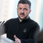 zelenski anunta sanctiuni impotriva a zeci de oficiali georgieni printre care premierul si miliardarul care a fondat partidul pro rus 675189b7e5055