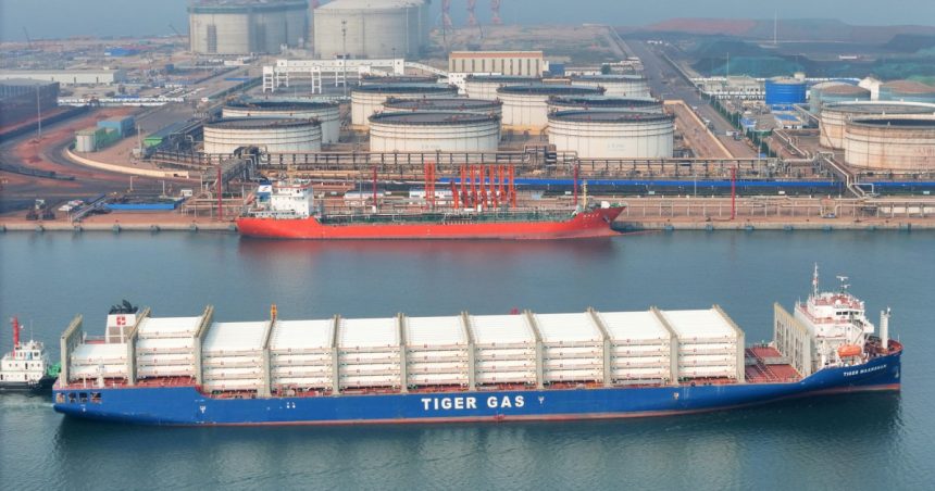 500.000 de tone de produse petroliere rusești sunt blocate pe mare din cauza sancțiunilor impuse de SUA 1 500 000 de tone de produse petroliere rusesti sunt blocate pe mare in urma sanctiunilor sua 6788a1d1d9247