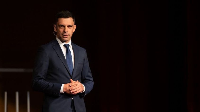 a fost necesar sa vin eu ungur fostul ministru novak reactie virulenta pe retelele de socializare ce l a deranjat 6784205e150ca