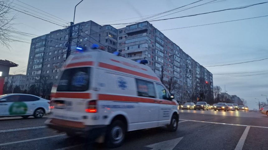 accident cu pieton la cet un biciclist a fost ranit 6799ca3311a7a