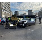 accident in fata spitalului de boli infectioase constanta doua masini sunt implicate intervin echipajele de la ambulanta si smurd 678905926dcd6