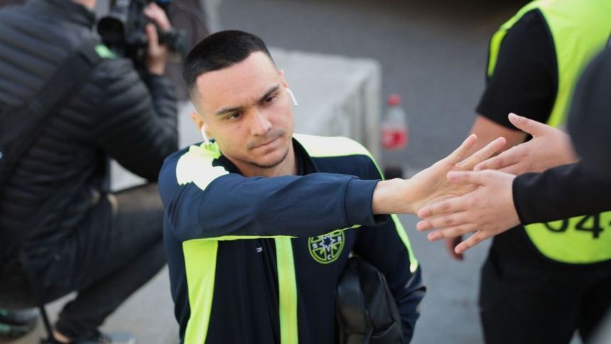 Adrian Șut, pregătit pentru duelul cu Qarabag: „Dăm 100%” și mesaj pentru Darius Olaru 1 adrian sut pregatit pentru duelul cu qarabag dam 100 mesaj pentru darius olaru 67911abd1ba18