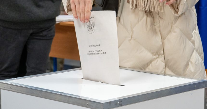 Alegeri prezidenţiale 2025: AEP a înregistrat 325 de cereri de vot prin corespondenţă şi 114 pentru votul în străinătate 1 alegeri prezidentiale 2025 aep a primit 325 de cereri de vot prin corespondenta si 114 pentru votul la o sectie din afara tarii 678f8682a2c65