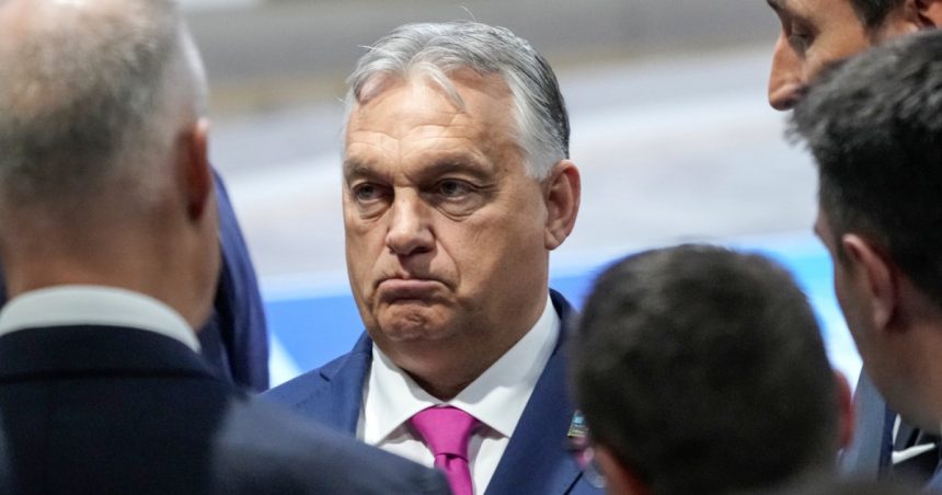 Analiză: Amenințările lui Trump la adresa lui Putin modifică planurile lui Orban. Strategia pe care liderul ungar intenționează să o abandoneze. 1 analiza amenintarile lui trump la adresa lui putin schimba planurile lui orban strategia la care liderul ungar vrea sa renunte 67934323f02e1
