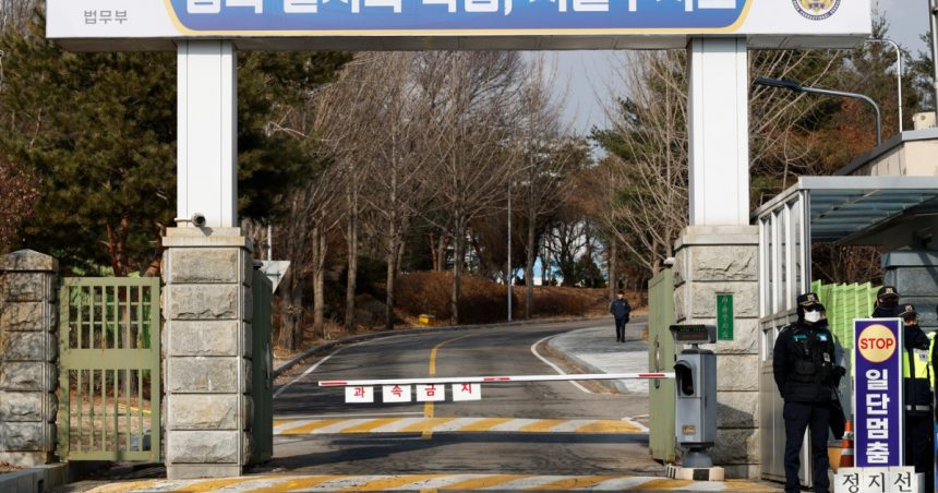 anchetatorii sud coreeni au cerut arestarea preventiva a presedintelui suspendat yoon suk yeol 678ab0fb6286e