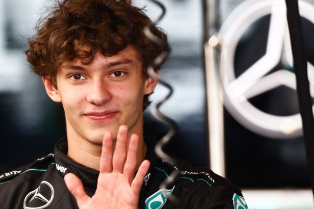 andrea kimi antonelli pilot de formula 1 la mercedes si a luat permisul de conducere 67991c7966f48