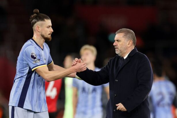 ange postecoglou a pus capat speculatiilor a dezvaluit adevaratul motiv pentru care l a schimbat pe dragusin nu as putea sa fiu mai mandu 677966c1e36dd