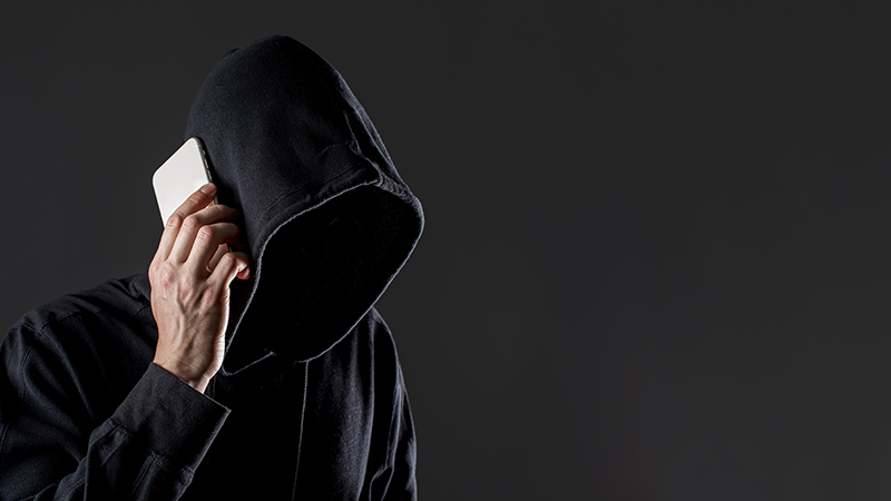 atentie la fraudele prin spoofing escrocii se dau drept angajati ai bancilor si ai politiei pentru a fura bani 678e56343cfca