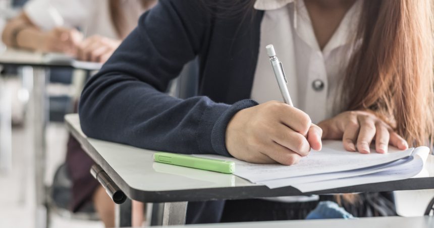 Bacalaureat 2025: Probele de competențe încep pe 27 ianuarie, cu reguli noi pentru elevi în sala de examen 1 bacalaureat 2025 probele de competente incep pe 27 ianuarie reguli noi pentru elevi in sala de examen 678c9d5f39fcb