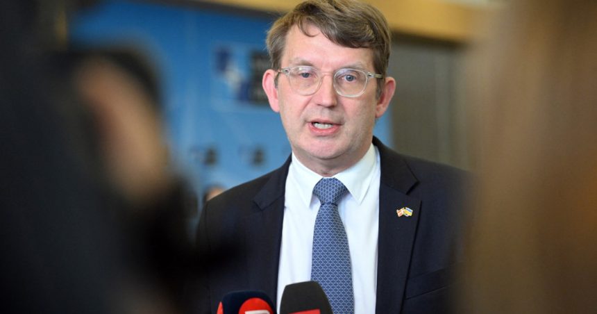 cati bani va aloca danemarca pentru securitatea arcticii si a atlanticului de nord in timp ce trump vrea sa cumpere groenlanda 6797f54160b2a