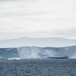 cel mai mare aisberg din lume ameninta o insula din atlanticul de sud 67932a8ad906f