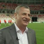 CFR Cluj poate da lovitura după ce fostul său jucător a ajuns pe lista lui Napoli, conform confirmării lui Neluțu Varga. 3 cfr cluj poate da lovitura dupa ce fostul sau jucator a ajuns pe lista lui napoli nelutu varga a confirmat 677bed9f18b8f