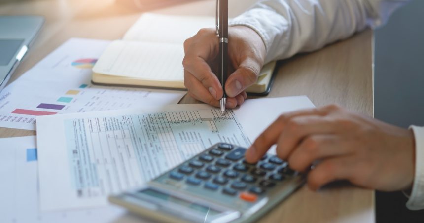 Cine trebuie să depună Declarația SAF-T în 2025. Reguli noi pentru firmele mici din România 1 cine este obligat sa depuna declaratia saf t in 2025 se schimba regulile pentru firmele mici din romania 6785f0b29cc55