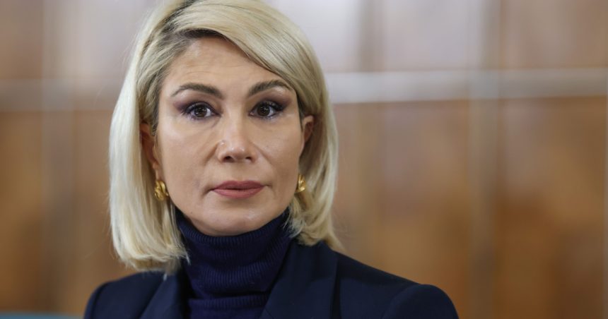 ciolacu replica pentru turcan in scandalul tezaurului obiecte atat de valoroase nu pot fi scoase din tara oricand vrea un ministru 6798b0adec344